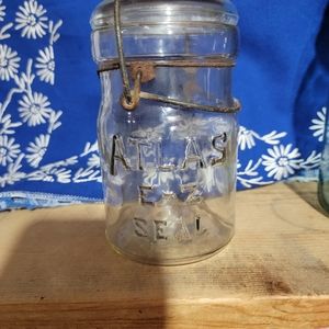 Vintage Atlas E-Z Seal Jar